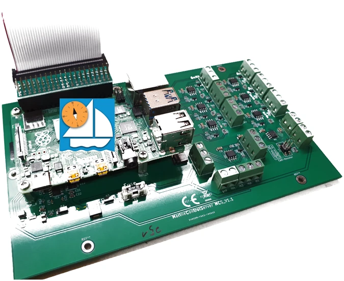MCS-Board mit Raspberry Pi und AvNav-Logo